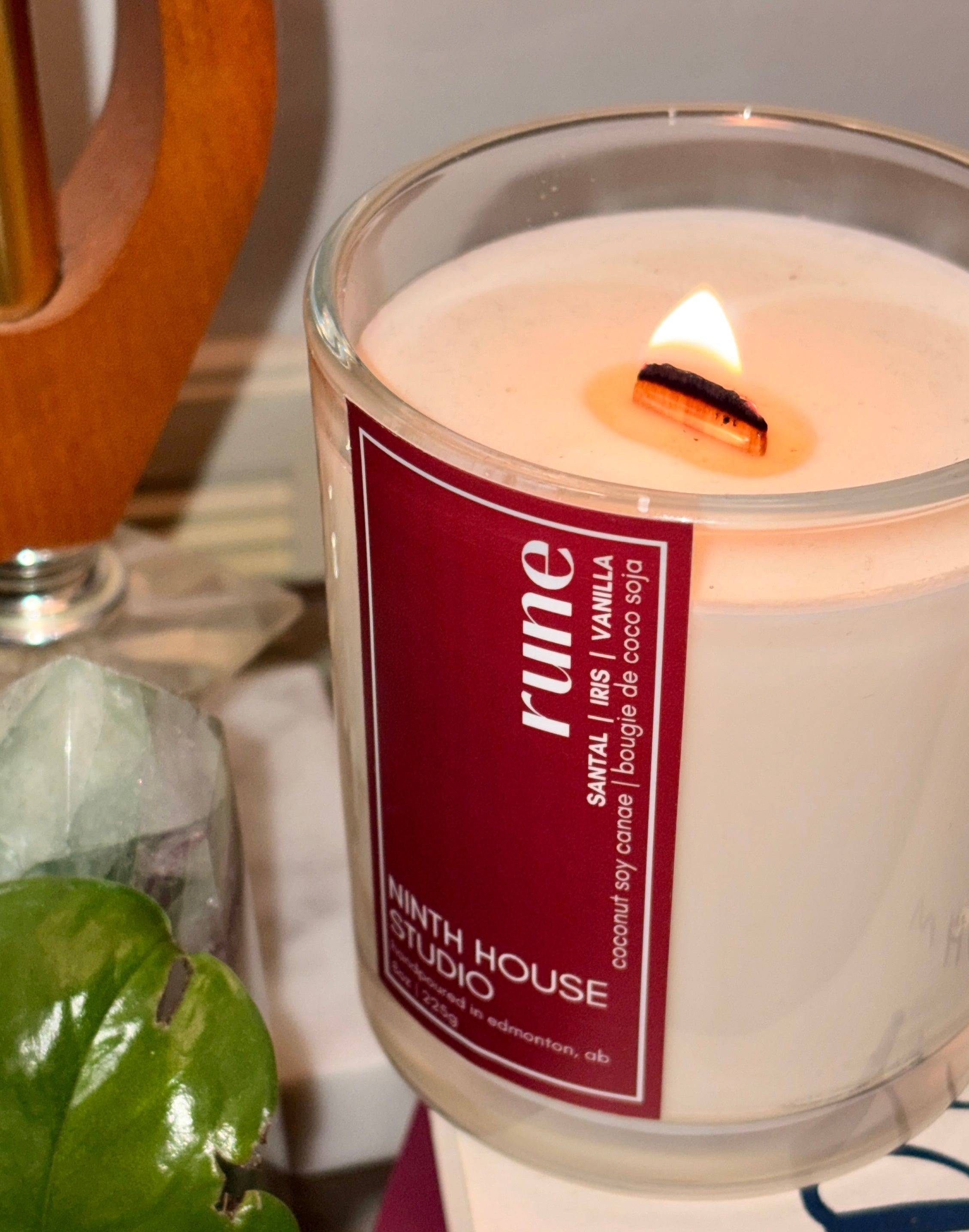 Rune Candle | Santal • Iris • Vanilla