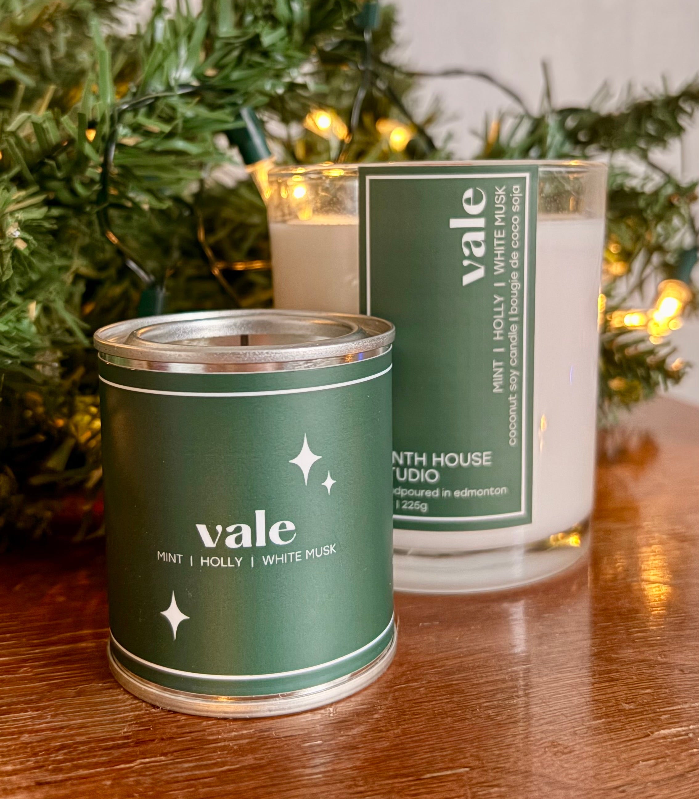 Vale Candle | Mint • Holly • White Musk