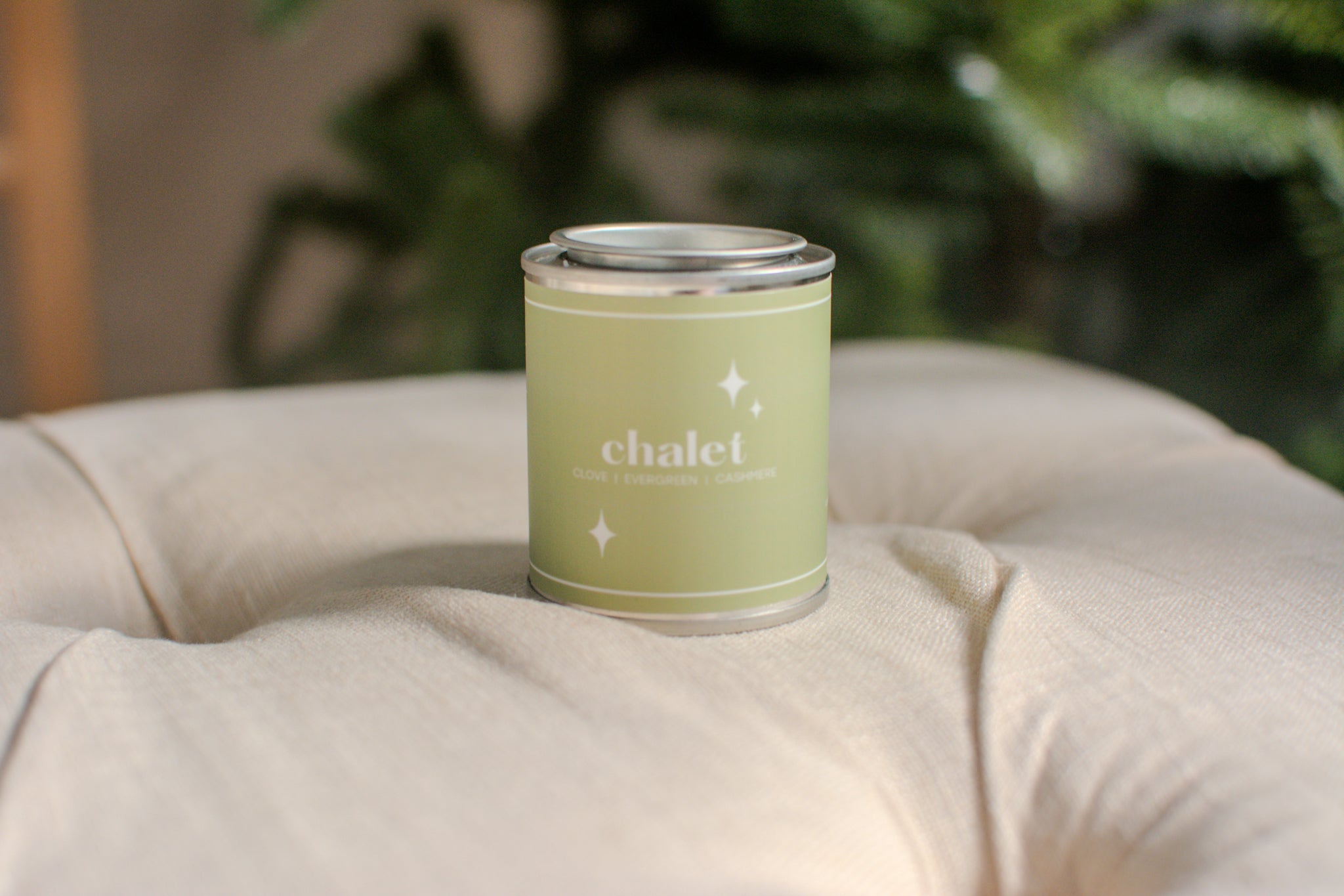 Chalet Candle | Clove • Evergreen • Cashmere