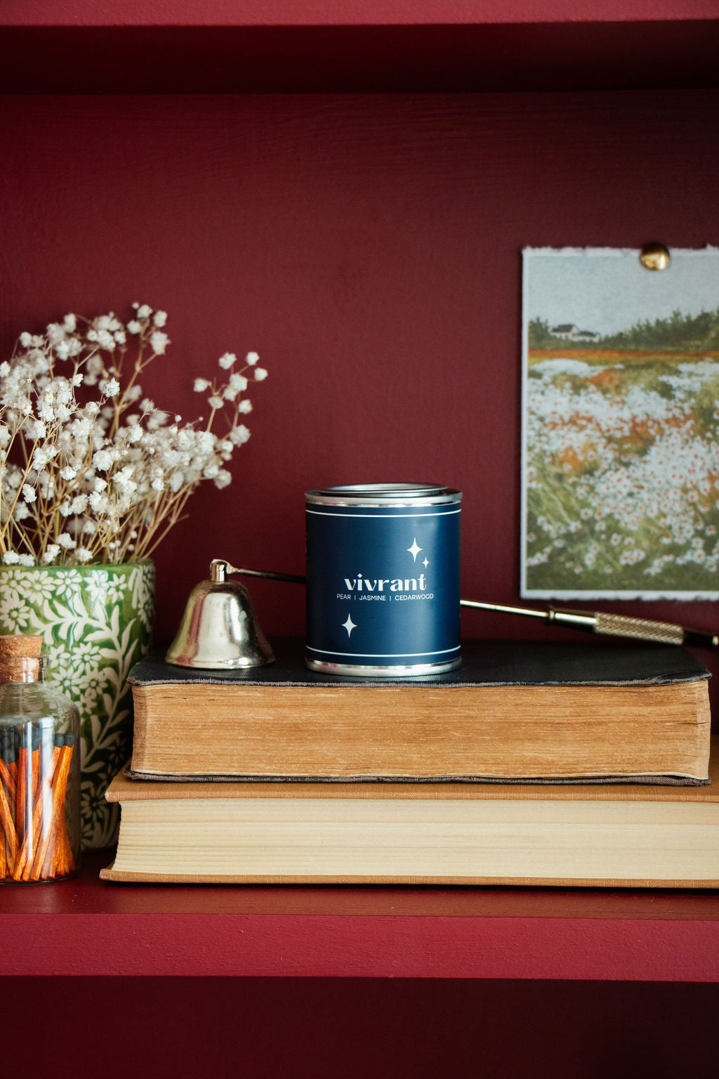 Vivrant Candle | Pear • Jasmine • Cedarwood